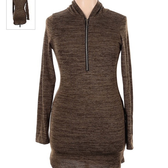 Dress - Picture 1 of 10